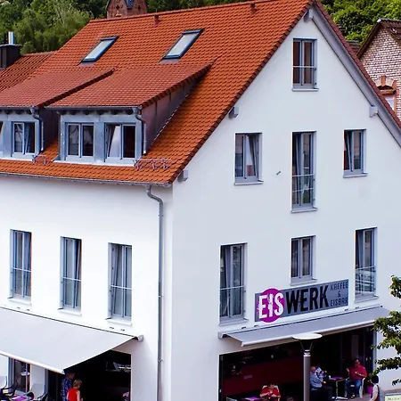Vendégház Gaestehaus Eschers Eiswerk Annweiler am Trifels